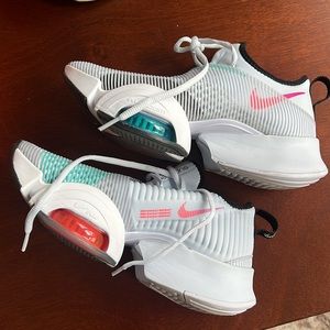 Nike air zoom superrep, womens 8 mens 6.5 worn once. with box